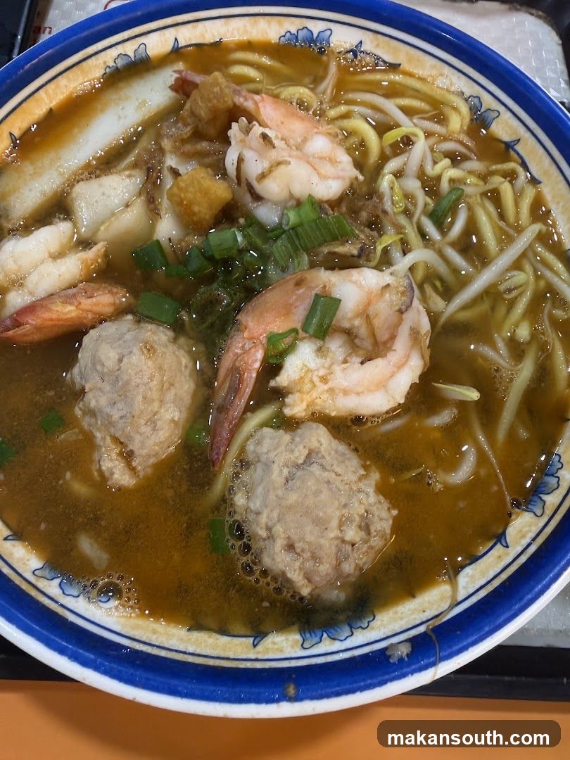 Noodle Soup with Shrimp and Meatballs