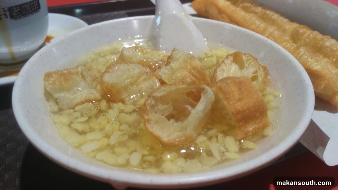Soy Milk with Dough Fritters