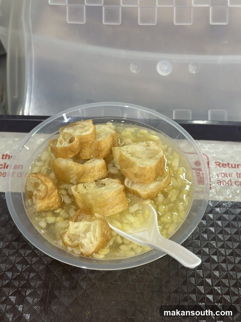 Soy Milk with Dough Fritters