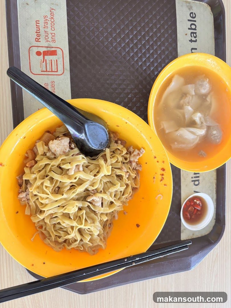Noodles with Soup and Chili