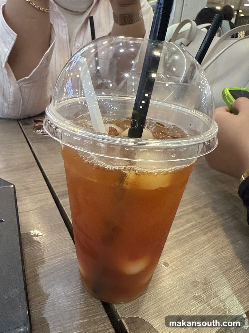 Iced Tea with Fruit