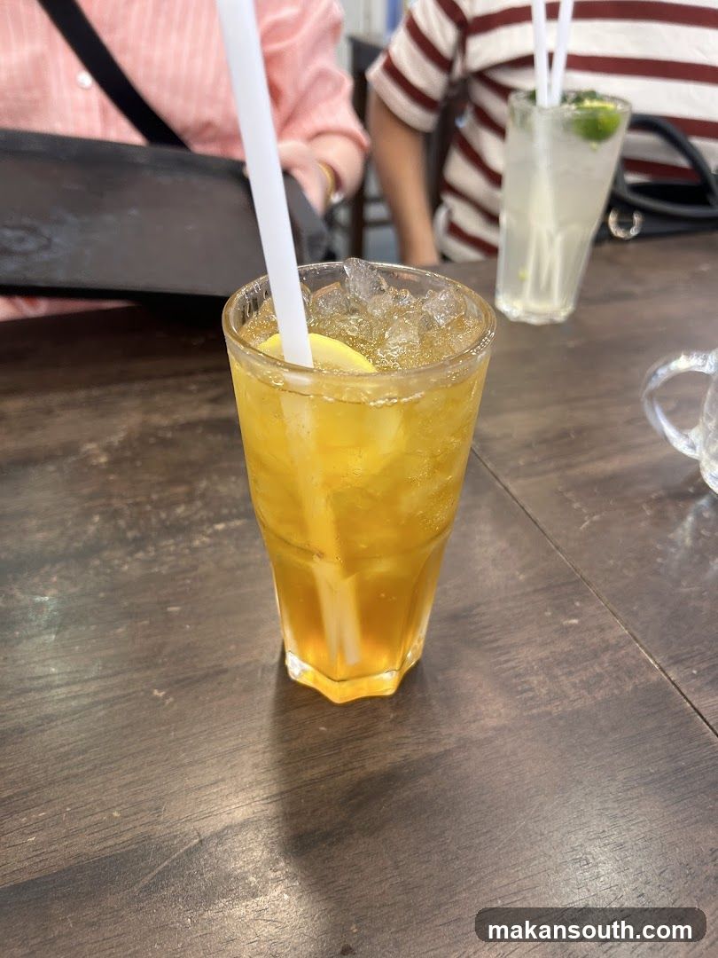 Iced Tea with Lemon
