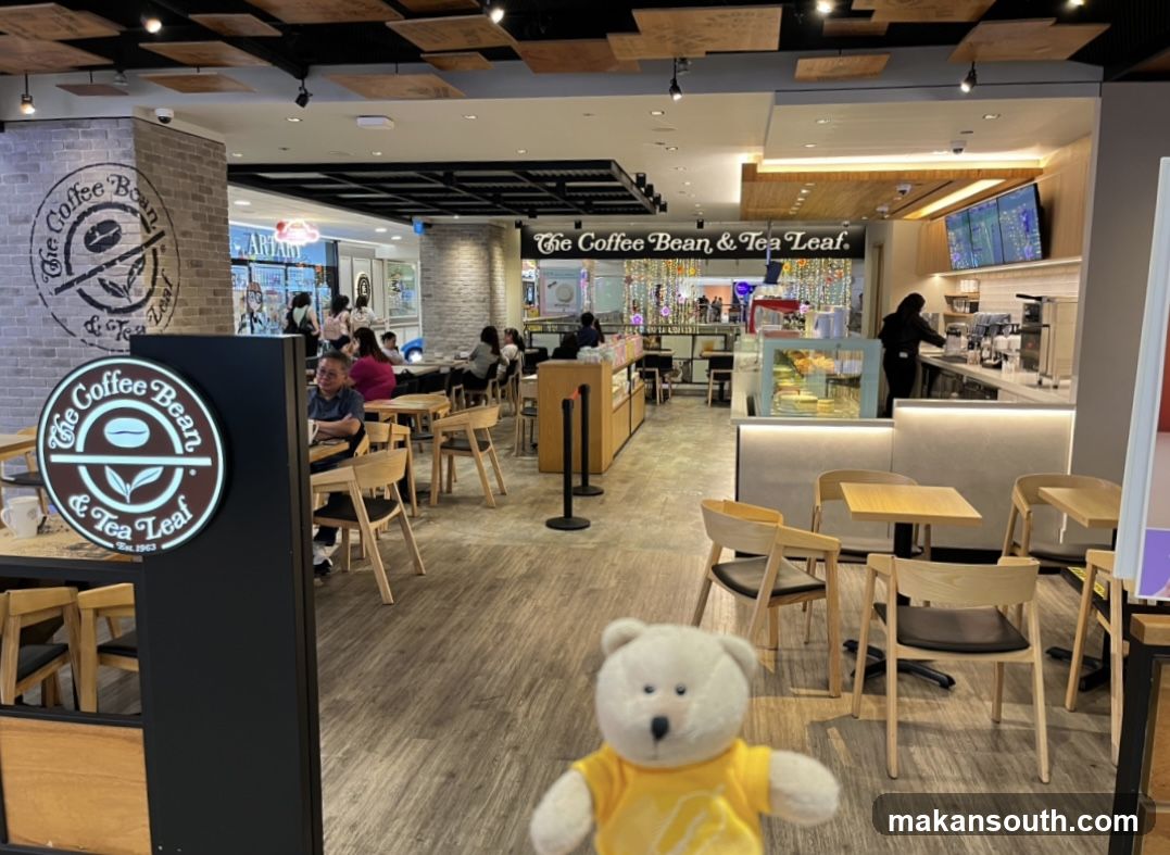 The Coffee Bean & Tea Leaf Interior