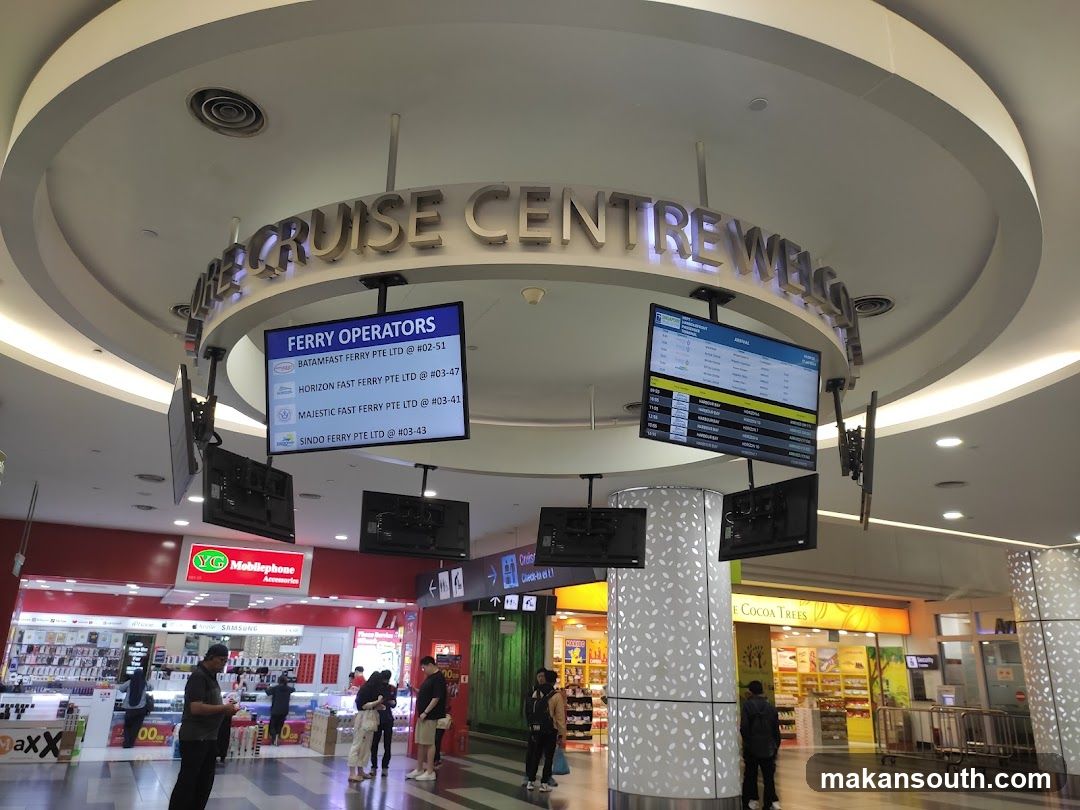 Cruise Centre Information Displays
