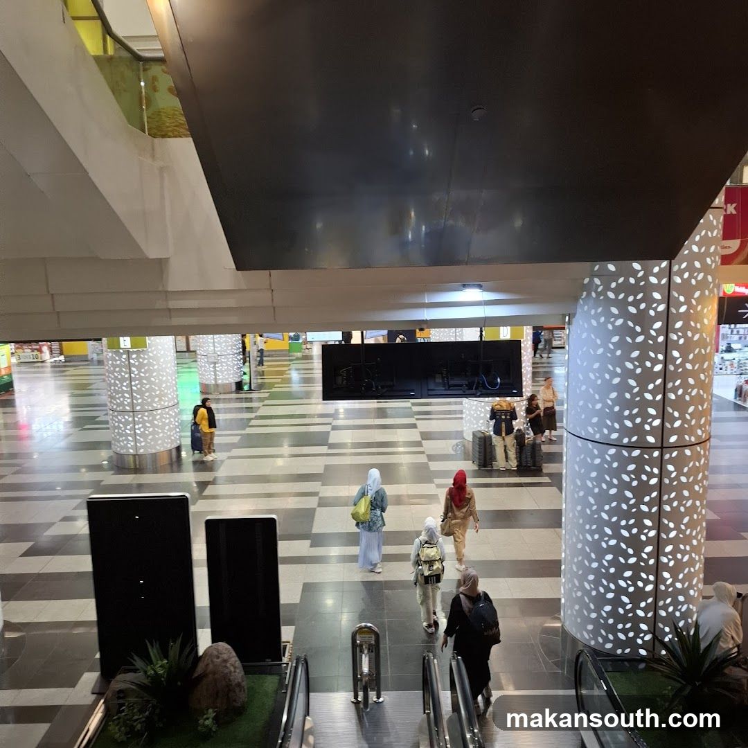 Interior of a modern shopping mall or airport terminal