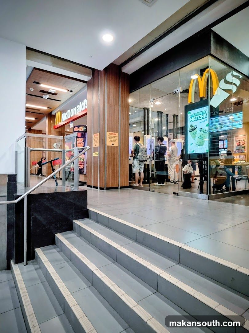 McDonald's Tiong Bahru Plaza