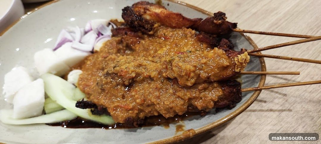 Chicken Satay with Peanut Sauce
