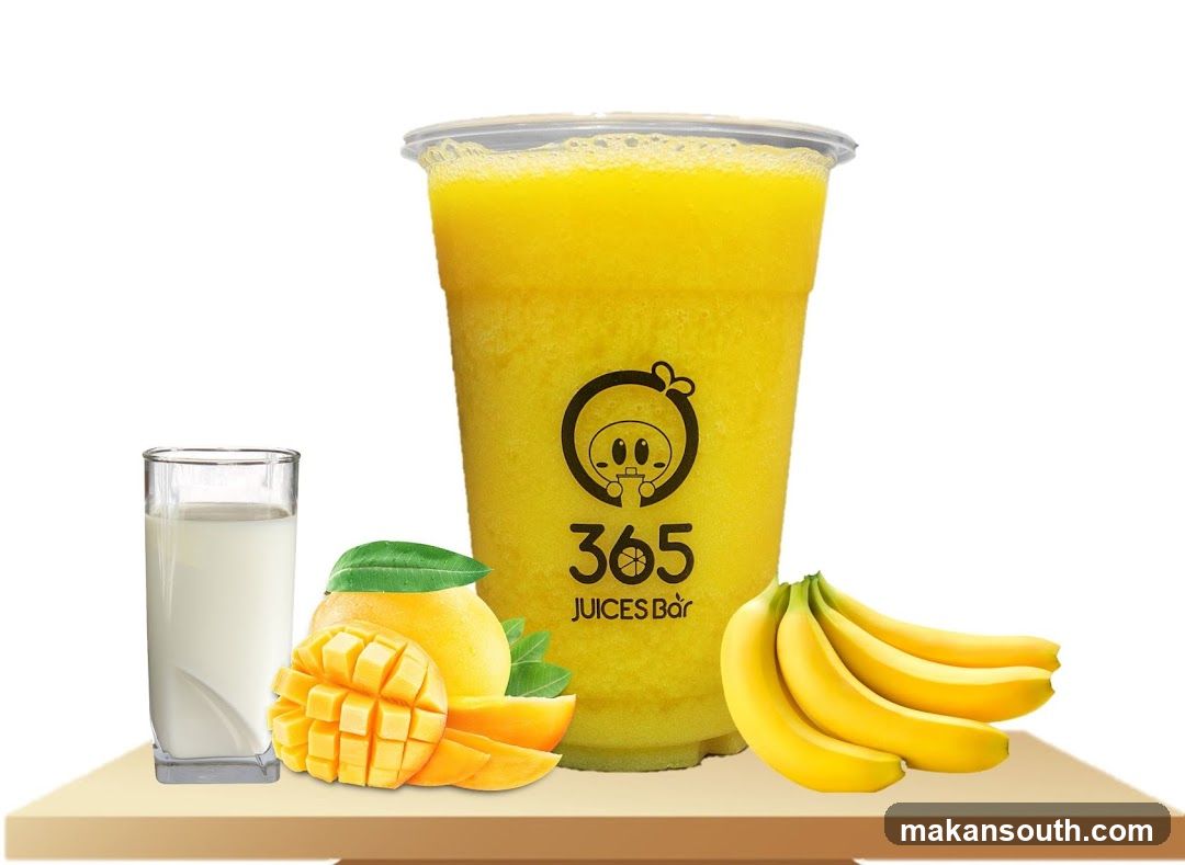 Mango Juice with Milk and Bananas