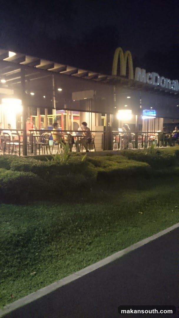 McDonald's Storefront