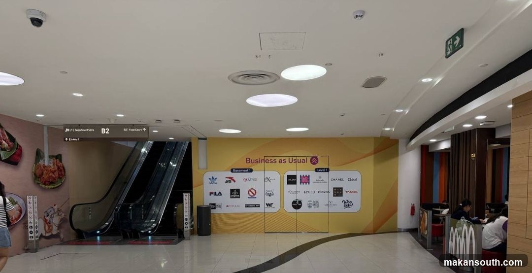 Mall Directory and Food Court