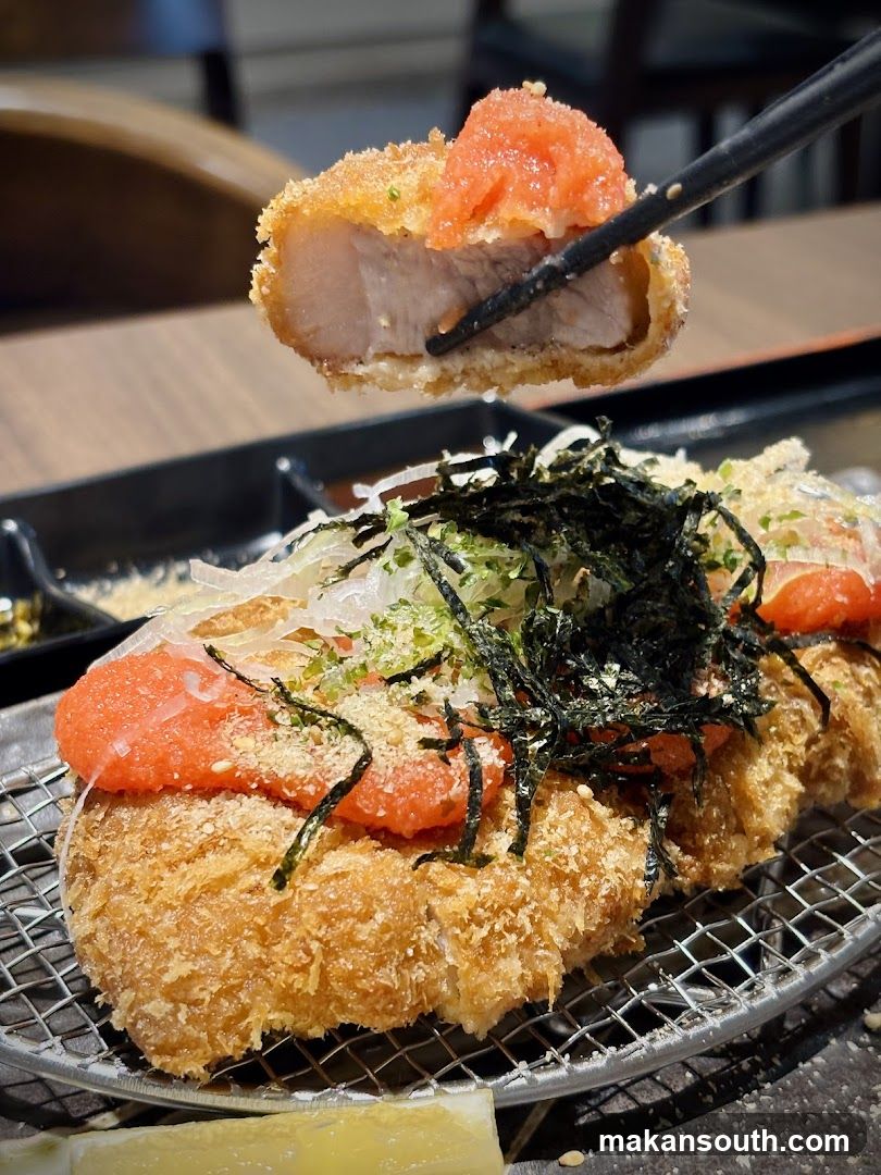 Pork Cutlet with Roe and Seaweed