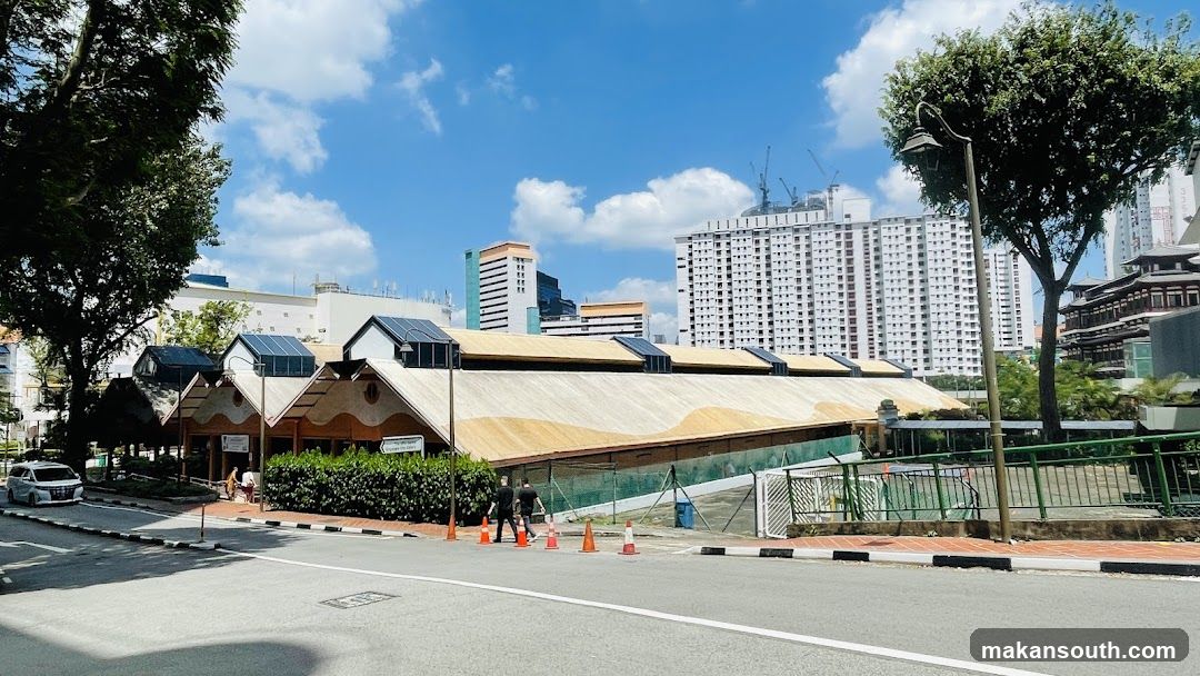 Building with unique roofline