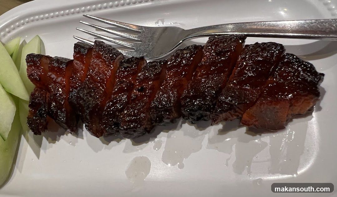 Char Siu Pork with Cucumber Slices