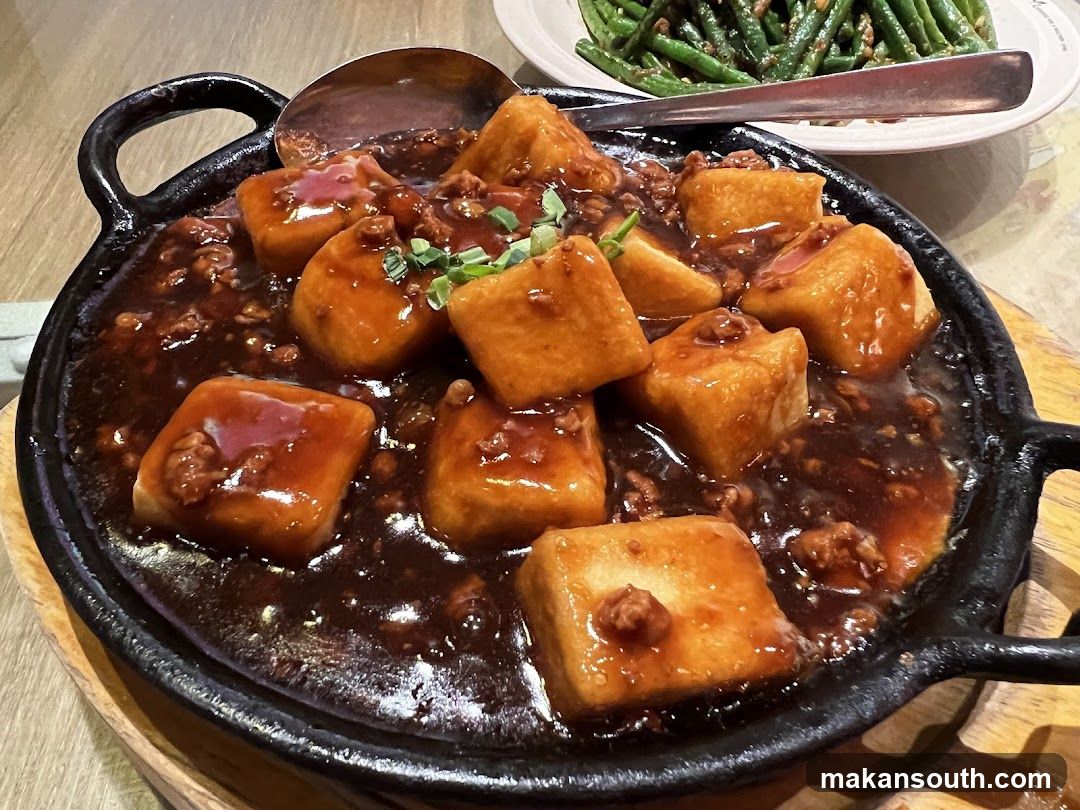 Sizzling Tofu with Minced Meat