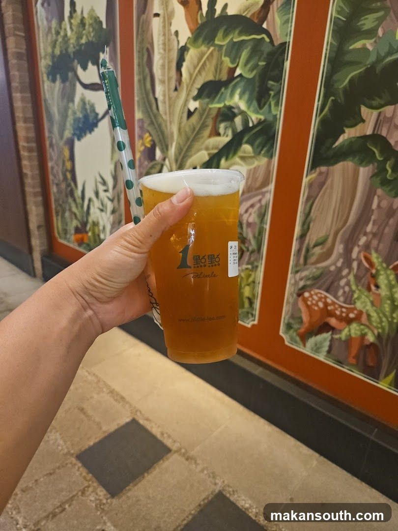 Beverage with Decorative Wall