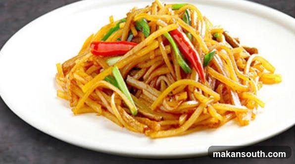 Stir-fried shredded potatoes
