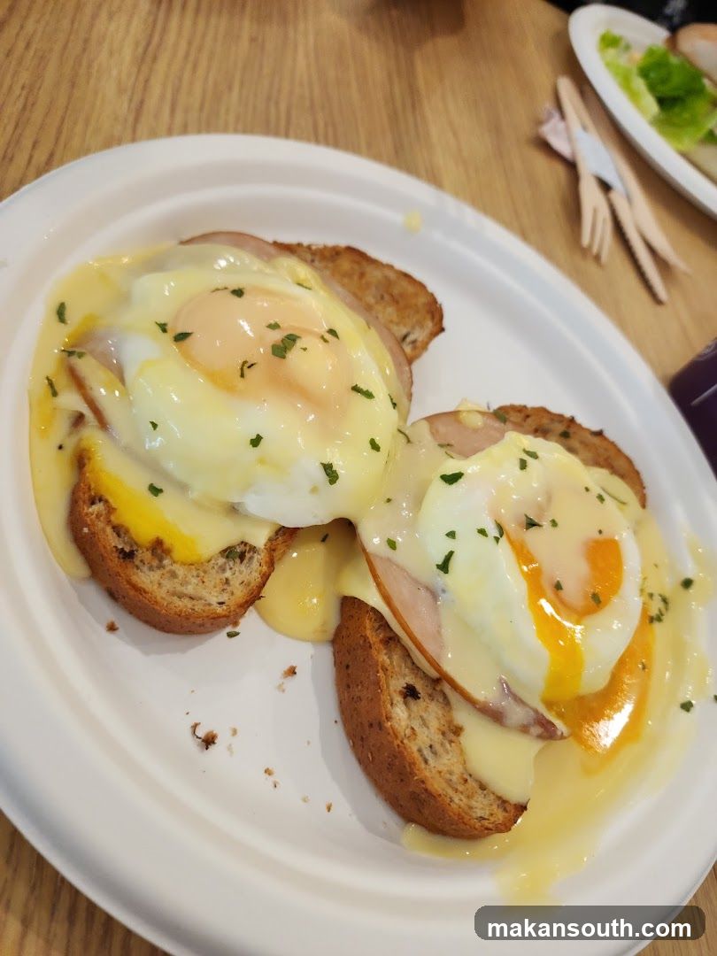 Eggs Benedict on Toast
