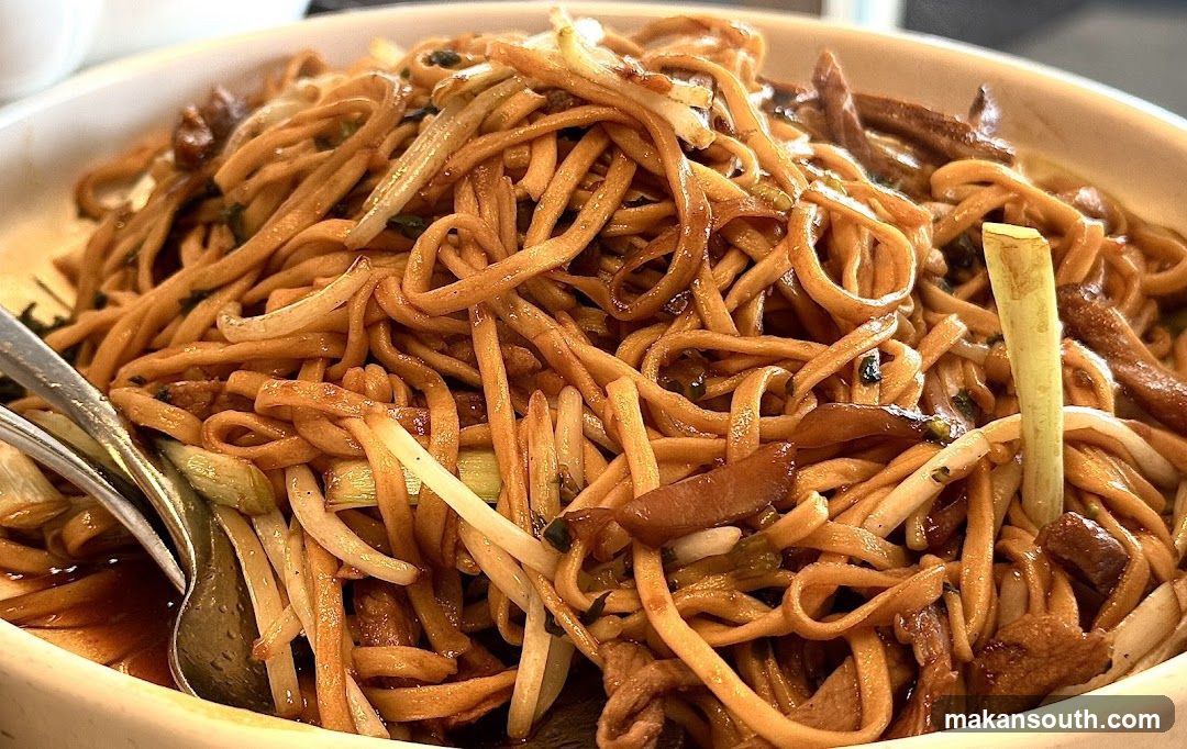 Noodles with Meat and Vegetables
