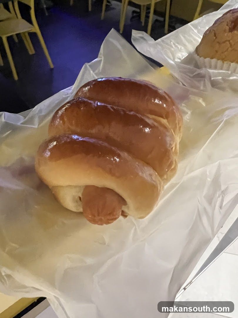 Hot Dog Bun
