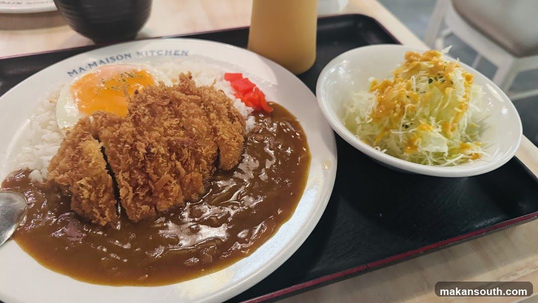 Curry Rice with Fried Pork and Egg