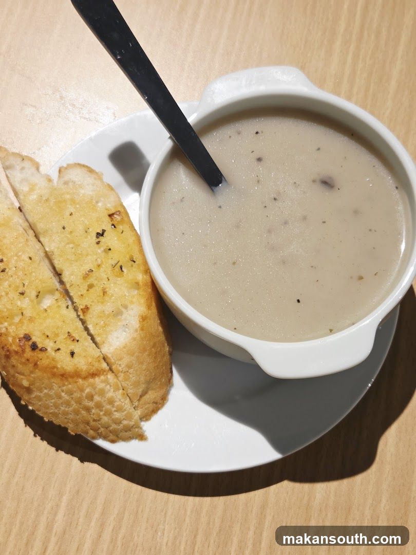 Creamy Mushroom Soup with Garlic Bread