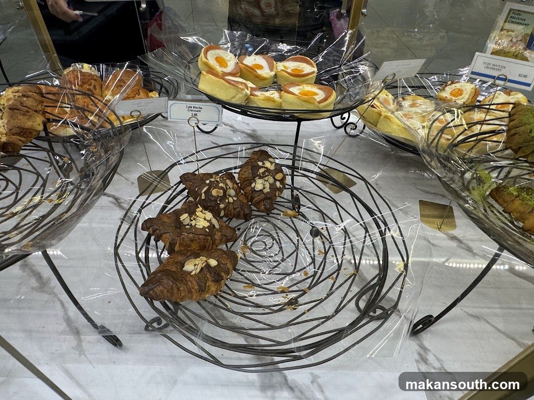 Pastry Display