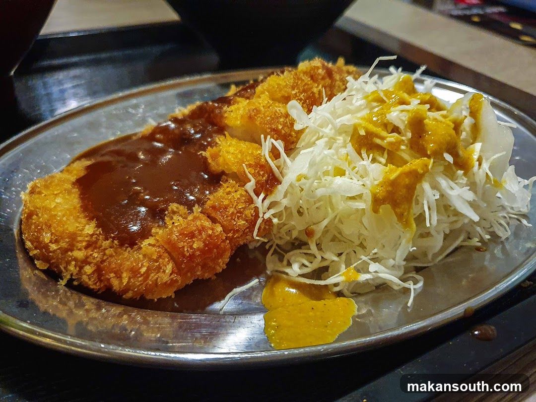 Fried Pork Cutlet with Shredded Cabbage