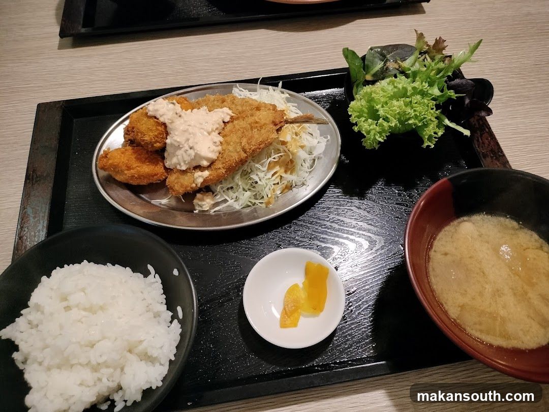 Fried Fish and Rice Set