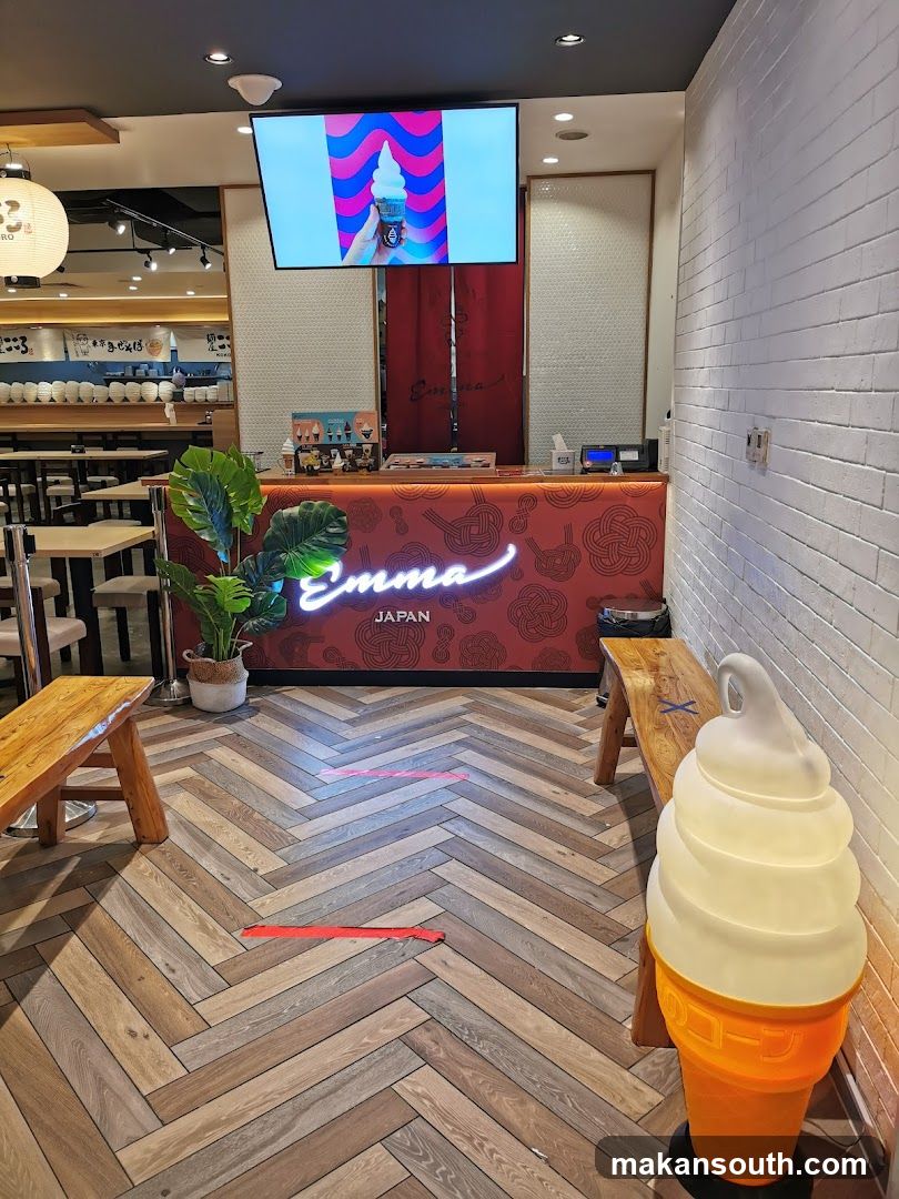 Ice Cream Shop Counter