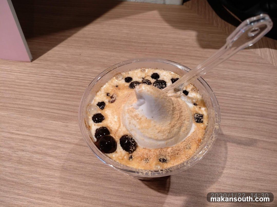 Dessert with Tapioca Pearls