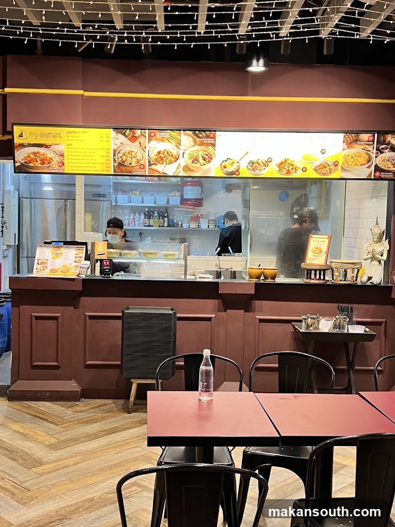 Thai Restaurant Counter