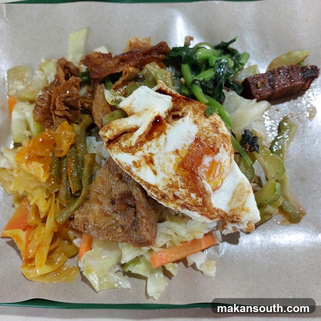 Rice with Fried Egg and Vegetables