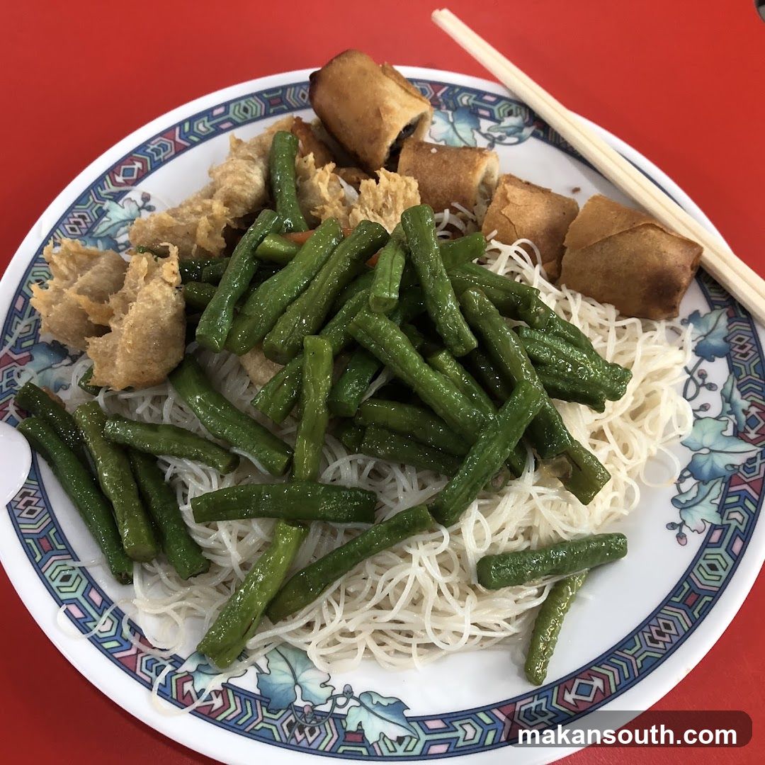Noodles with Green Beans and Spring Rolls