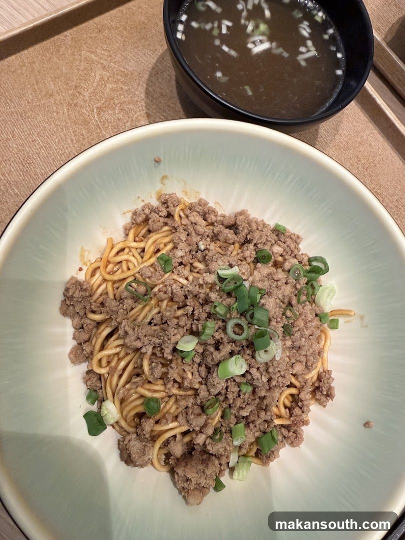 Noodles with Minced Meat and Soup