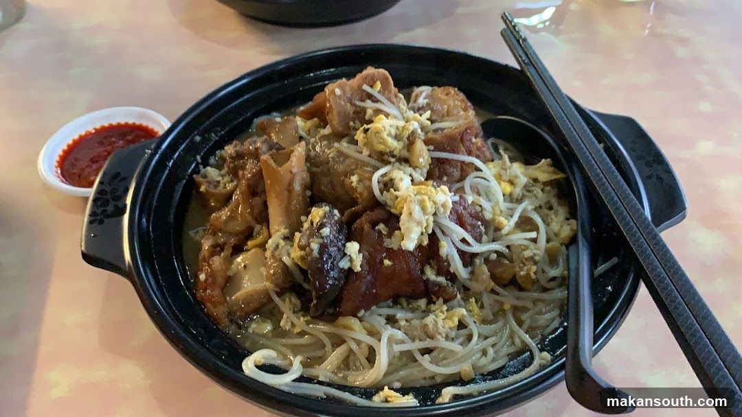 Noodles with Meat and Egg