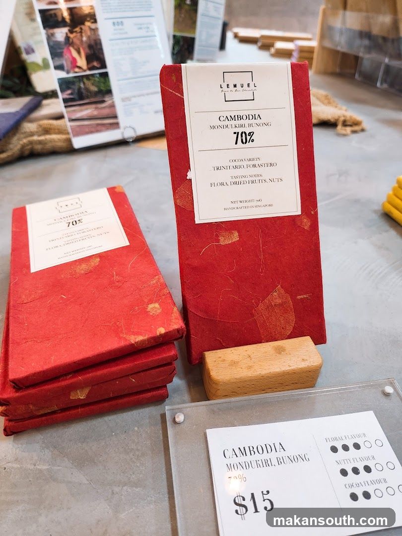 Lemuel Chocolate Display