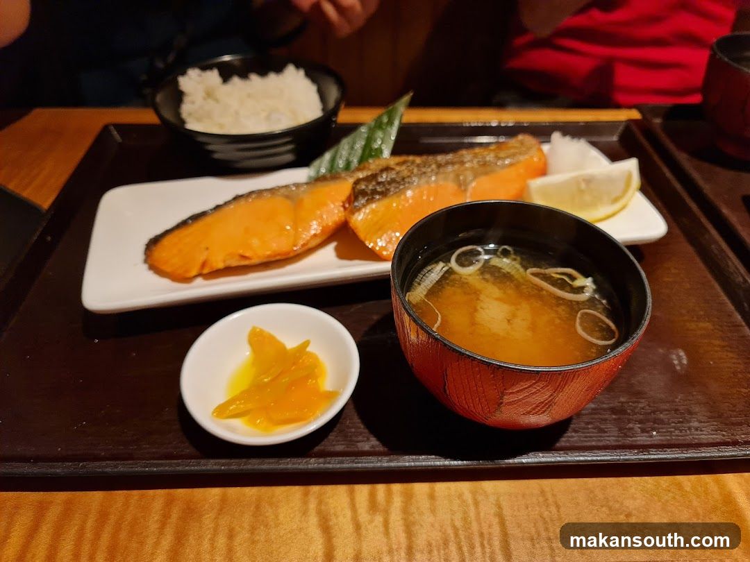 Grilled Salmon Set