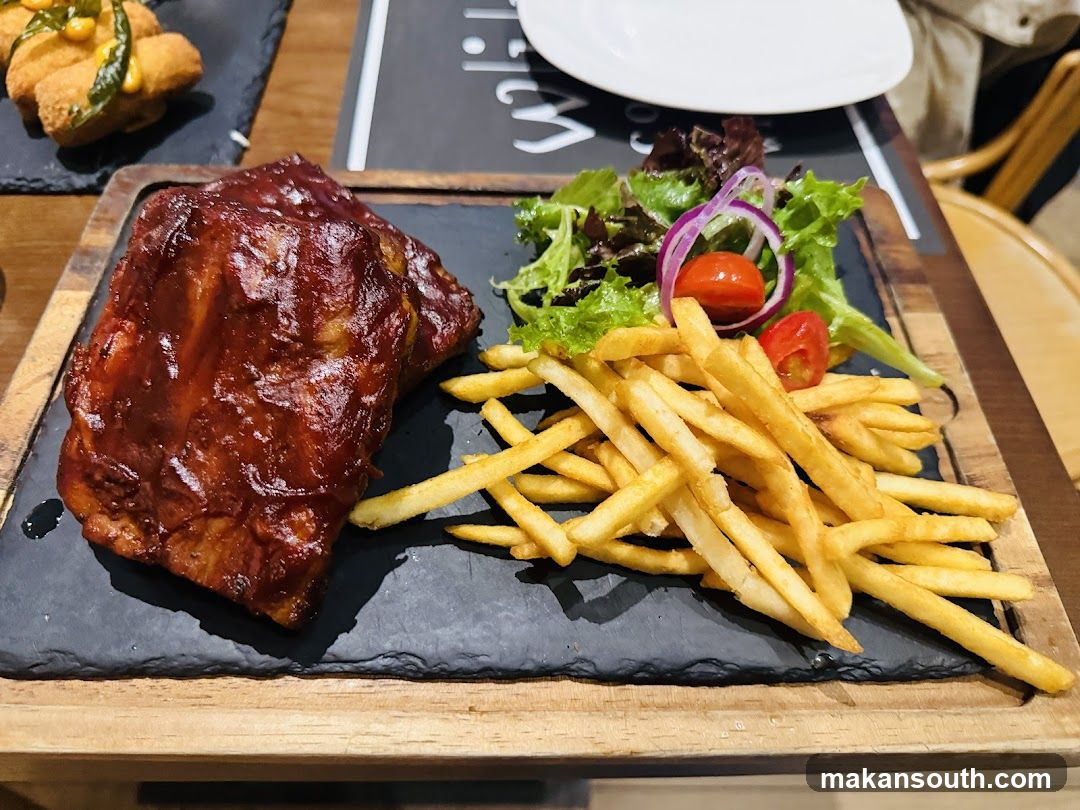 BBQ Ribs with Fries and Salad