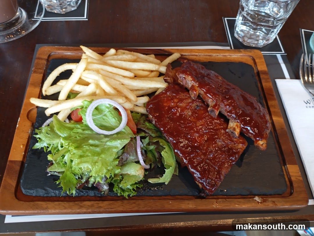 BBQ Ribs with Fries and Salad