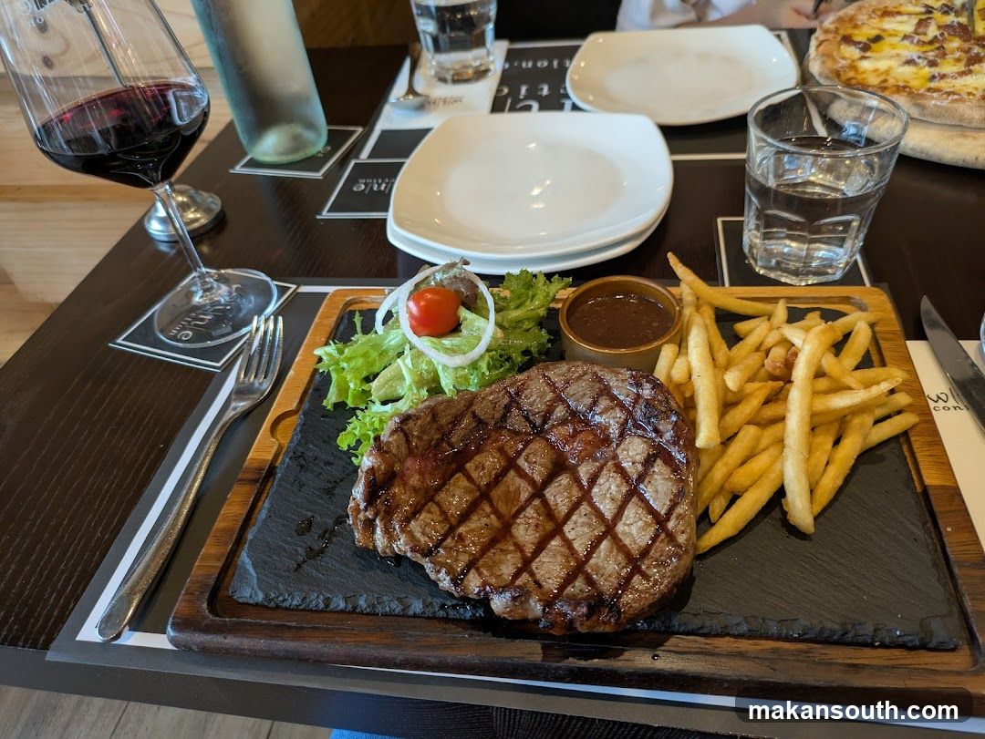 Steak and Fries Dinner