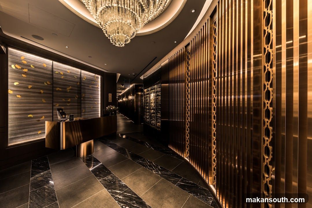 Elegant Hotel Lobby