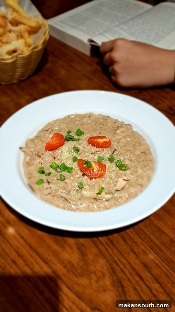 Mushroom Risotto with Cherry Tomatoes and Chives