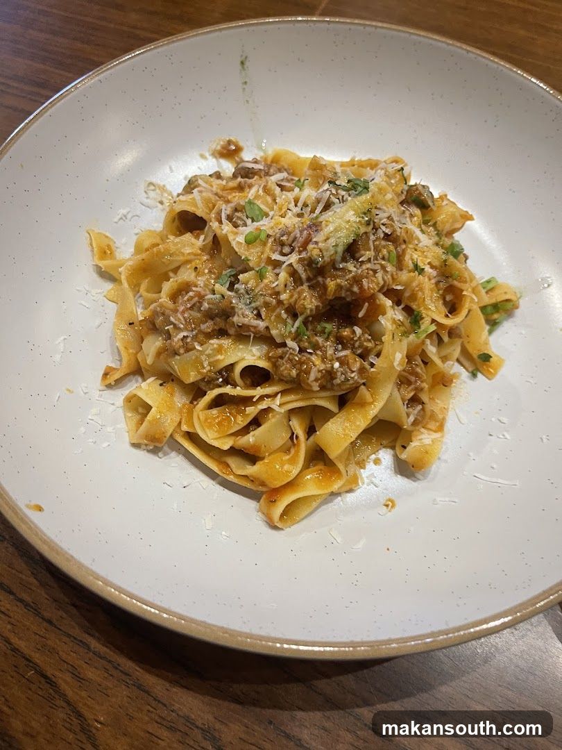 Fettuccine Bolognese