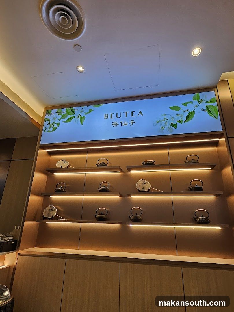 Tea display with kettles