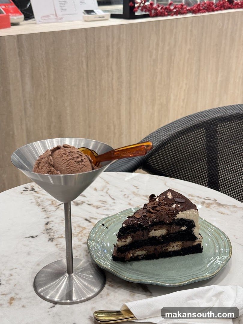 Dessert at a cafe