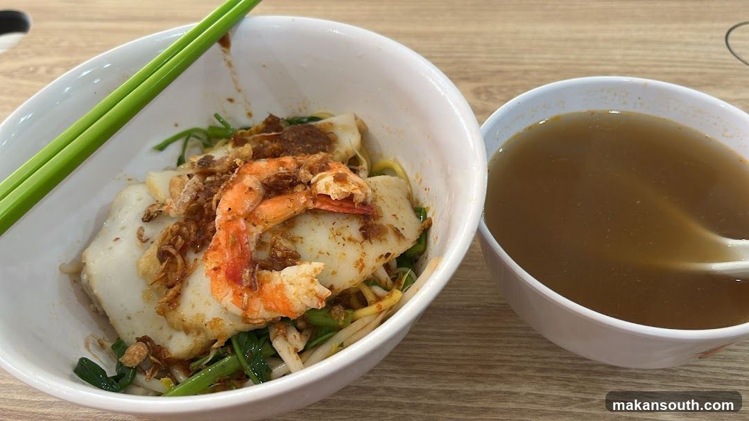 Noodles with Shrimp and Fish Slices