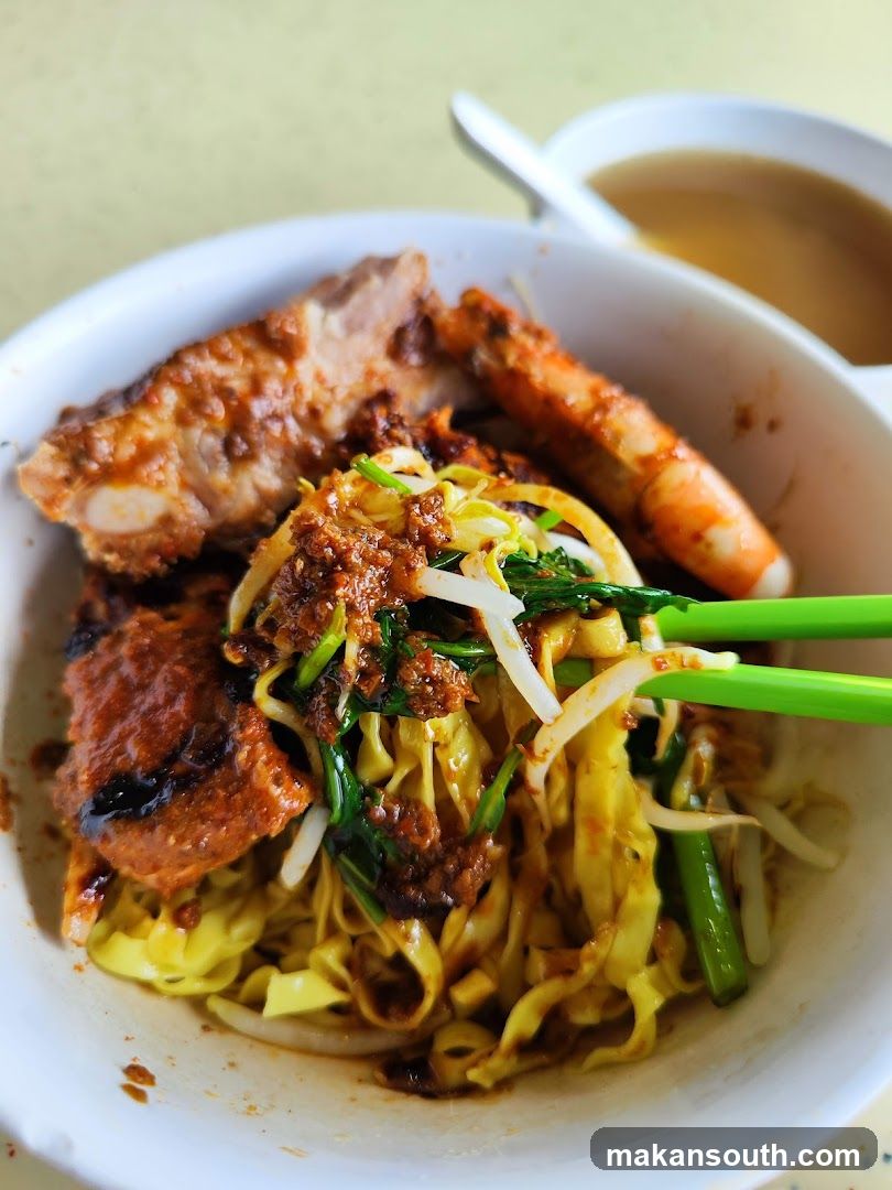 Noodles with Pork Ribs and Prawn