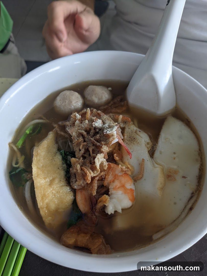Noodle Soup with Shrimp and Meatballs