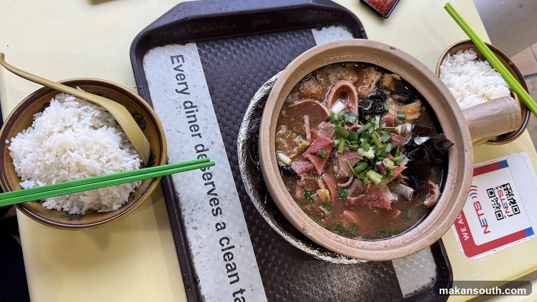 Claypot dish with rice