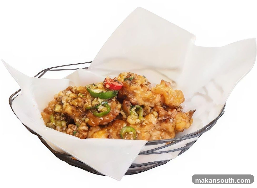 Fried Seafood with Peppers and Nuts